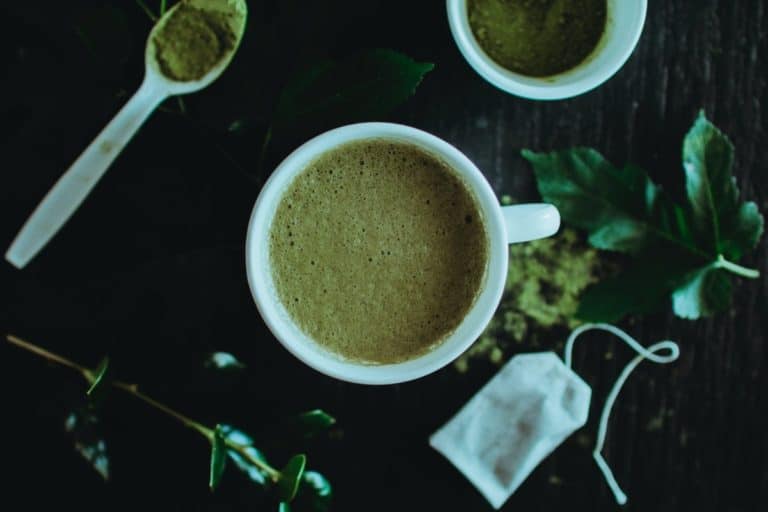 How Do You Make A Detox Matcha Smoothie? – Tea, Coconut, Pear Recipe